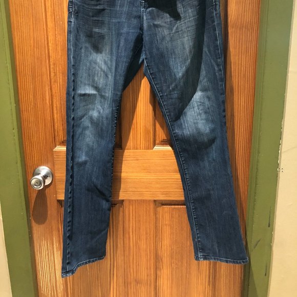GAP Mid Rise Real Straight Denim Jeans - Picture 2 of 5
